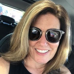 Meet your Posher, Nancy